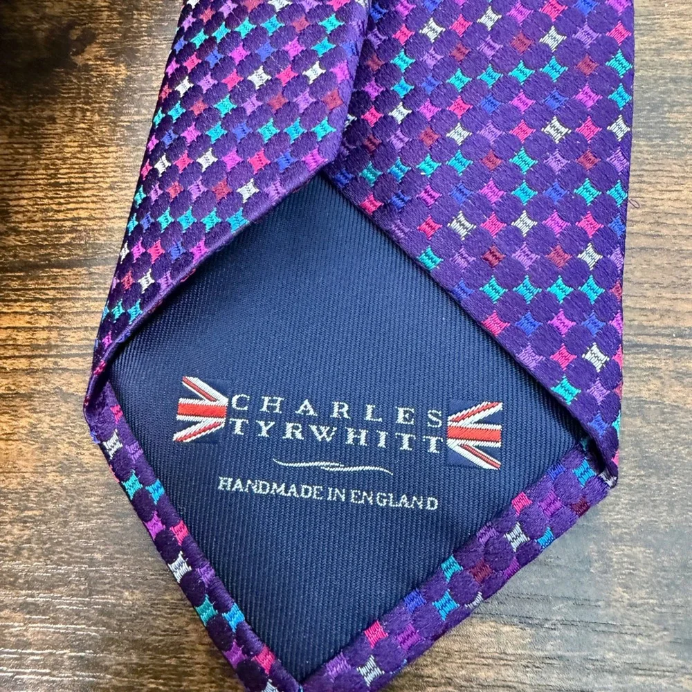 Charles Tyrwhitt Tie Men Purple Geometric Silk Handmade in England Preppy Formal